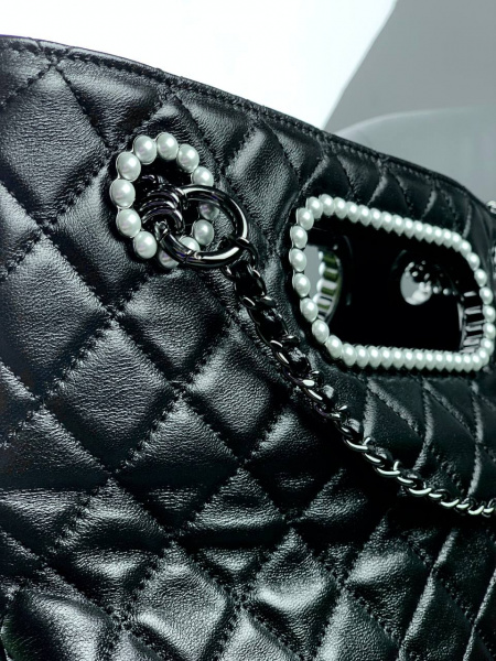 Плечевая сумка Chanel (черная)