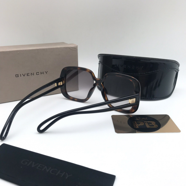 Givenchy CV 7106/S коричневый