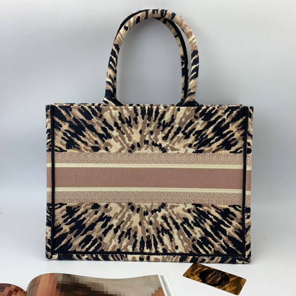 картинка Сумка Dior Book Tote Beige and Black от магазина Papa Brandoff