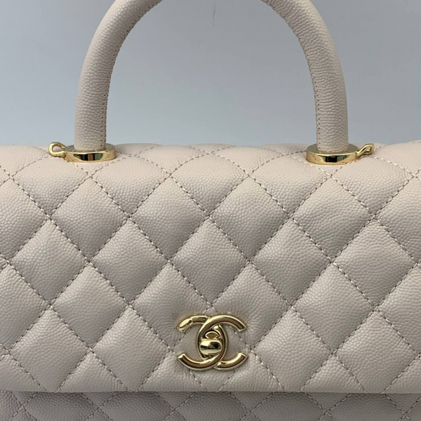 Сумка Chanel с жесткой ручкой Бежевая