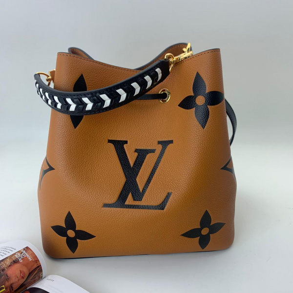 картинка Сумка Louis Vuitton Crafity Neonoe MM от магазина Papa Brandoff