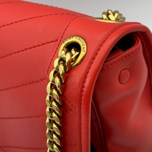 картинка Сумка Saint Laurent Niki Красная от магазина Papa Brandoff