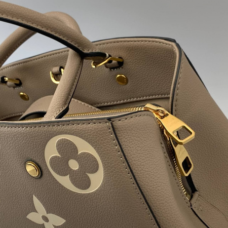 картинка Сумка Louis Vuitton 32 см 24 см бежевый с LV от магазина Papa Brandoff