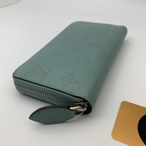 картинка Бумажник Louis Vuitton Brazza Monogram Titanium от магазина Papa Brandoff