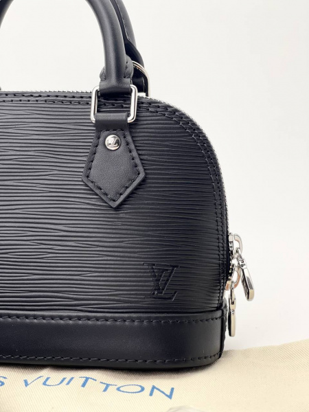 Сумка Louis Vuitton Nano Alma (черный)