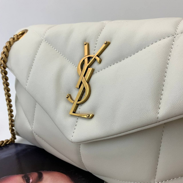 картинка Сумка Saint Laurent Loulou Small White от магазина Papa Brandoff