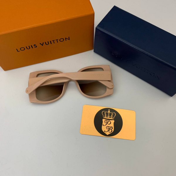 Очки Louis Vuitton в коричневой оправе