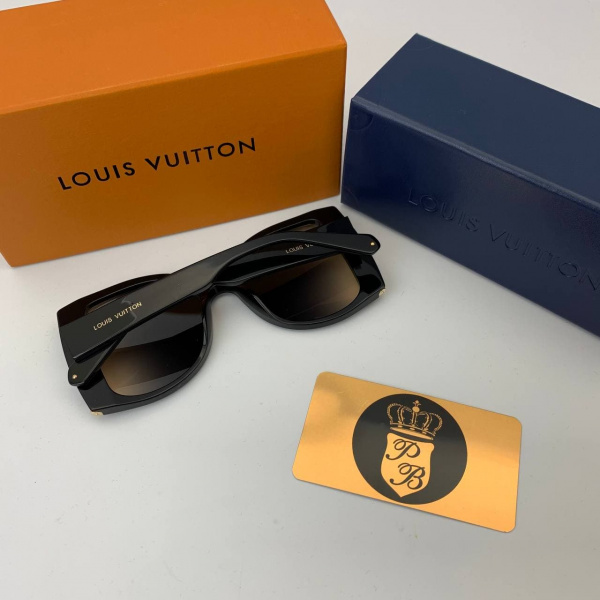Очки Louis Vuitton в темно-коричневой оправе