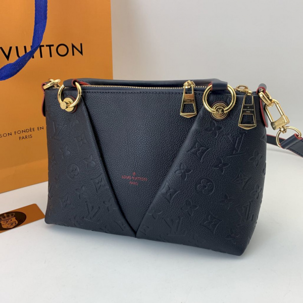 картинка Сумка V TOTE BB от магазина Papa Brandoff