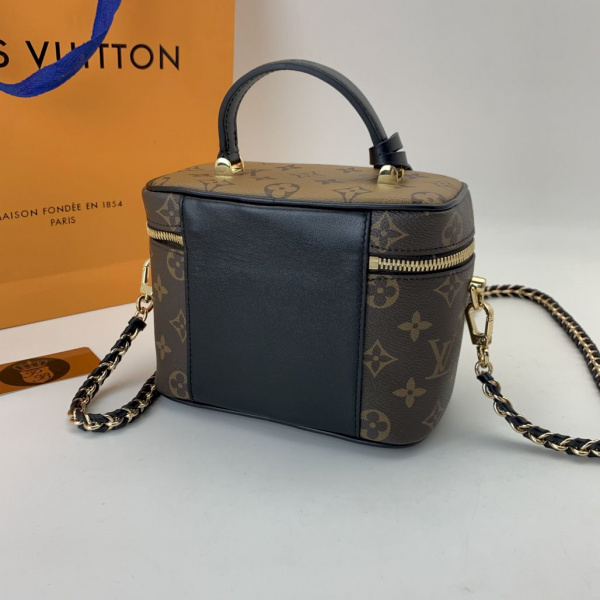 картинка Сумка Louis Vuitton Vanity PM от магазина Papa Brandoff