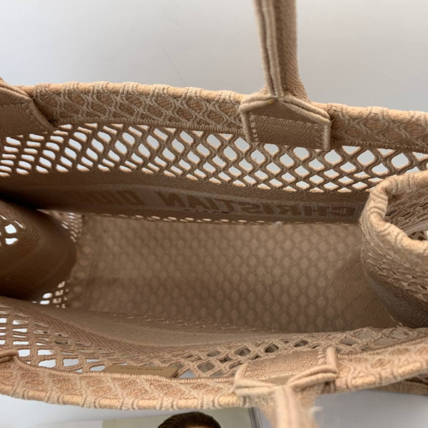 картинка Сумка Dior Book Tote Beige  от магазина Papa Brandoff