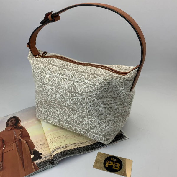 картинка Сумка Loewe Cubi small от магазина Papa Brandoff