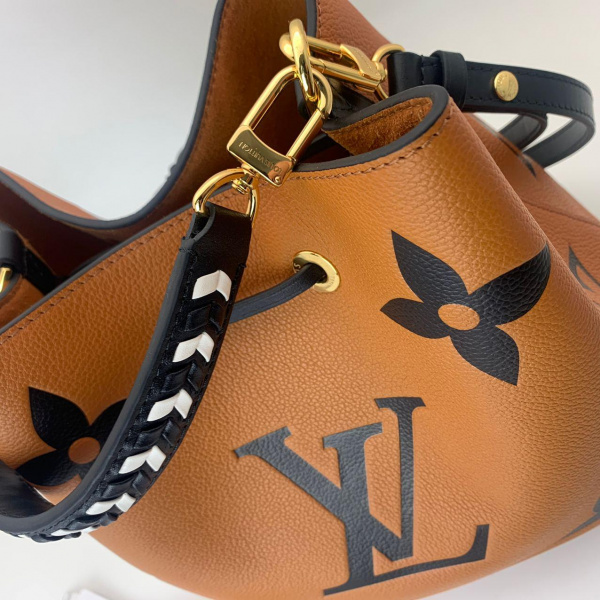 картинка Сумка Louis Vuitton Crafity Neonoe MM от магазина Papa Brandoff