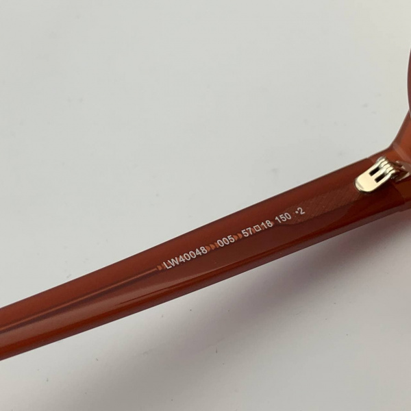 картинка Очки Loewe LW40048 005 от магазина Papa Brandoff