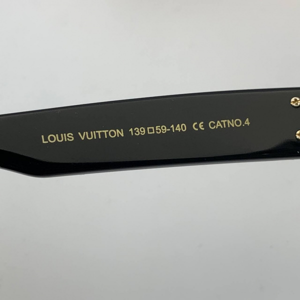 Очки Louis Vuitton In The Mood For Love розовое стекло