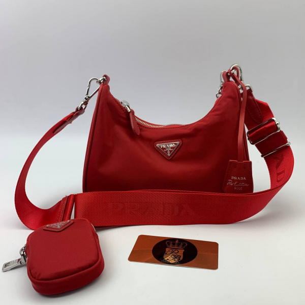 картинка Сумка-тоут Prada с логотипом красная от магазина Papa Brandoff
