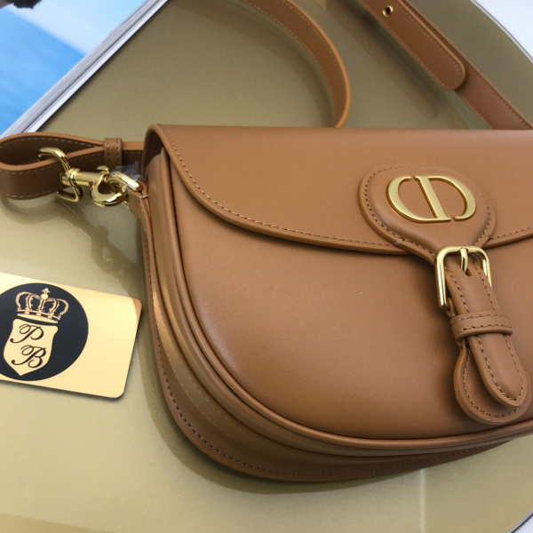 картинка Сумка Dior Bobby 27 от магазина Papa Brandoff