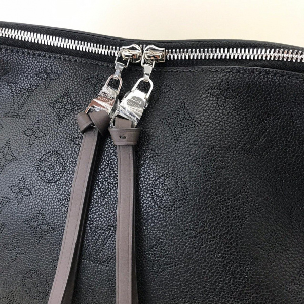 картинка Сумка Louis Vuitton Black мешок от магазина Papa Brandoff