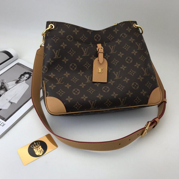 картинка Сумка Louis Vuitton ODEON MM от магазина Papa Brandoff