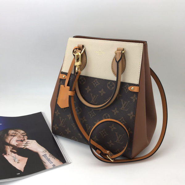 картинка Сумка Louis Vuitton от магазина Papa Brandoff