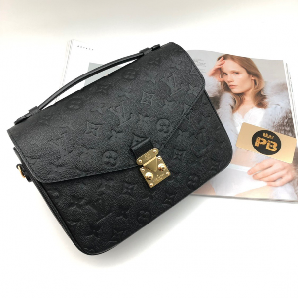 Сумка Louis Vuitton POCHETTE METIS черный
