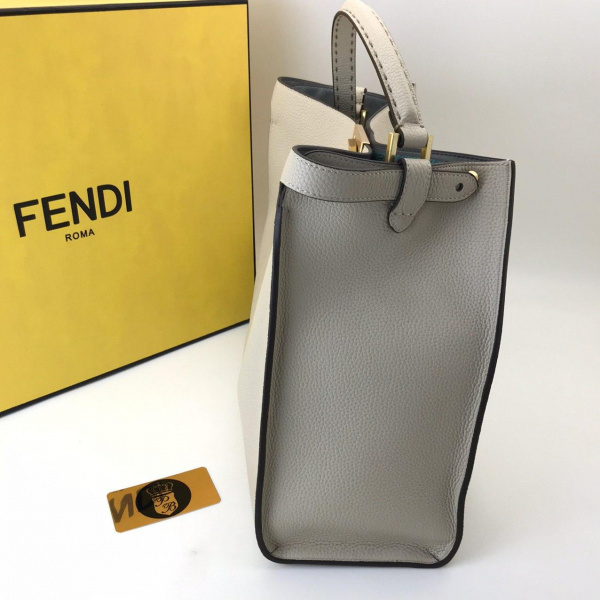 картинка Сумка Fendi White от магазина Papa Brandoff