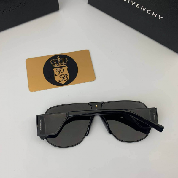 картинка Очки Givenchy GV7164/S от магазина Papa Brandoff