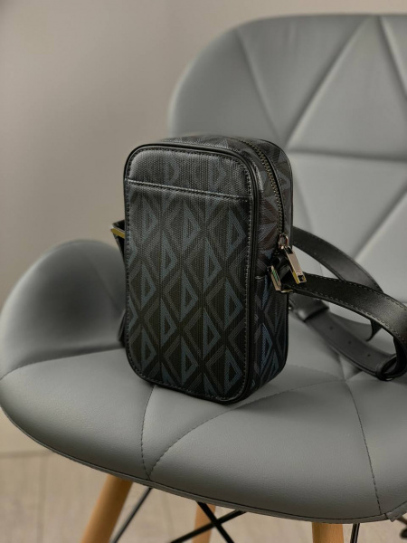 Сумка Dior Hit The Road (черная)